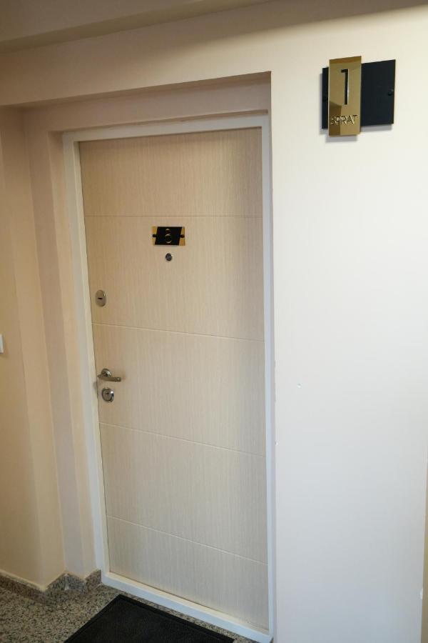 Apartman Jelena Subotica Esterno foto